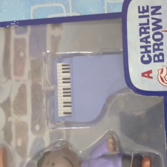 Peanuts A Charlie Brown Christmas - Mini Figure Clip-on Collection - Picture 12 of 15